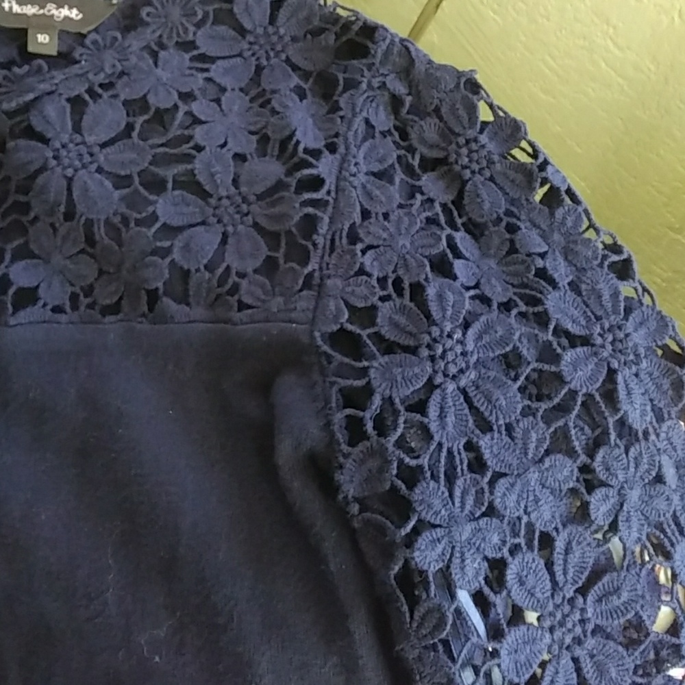 British brand knit dress with lace detail - Picture 3 of 7